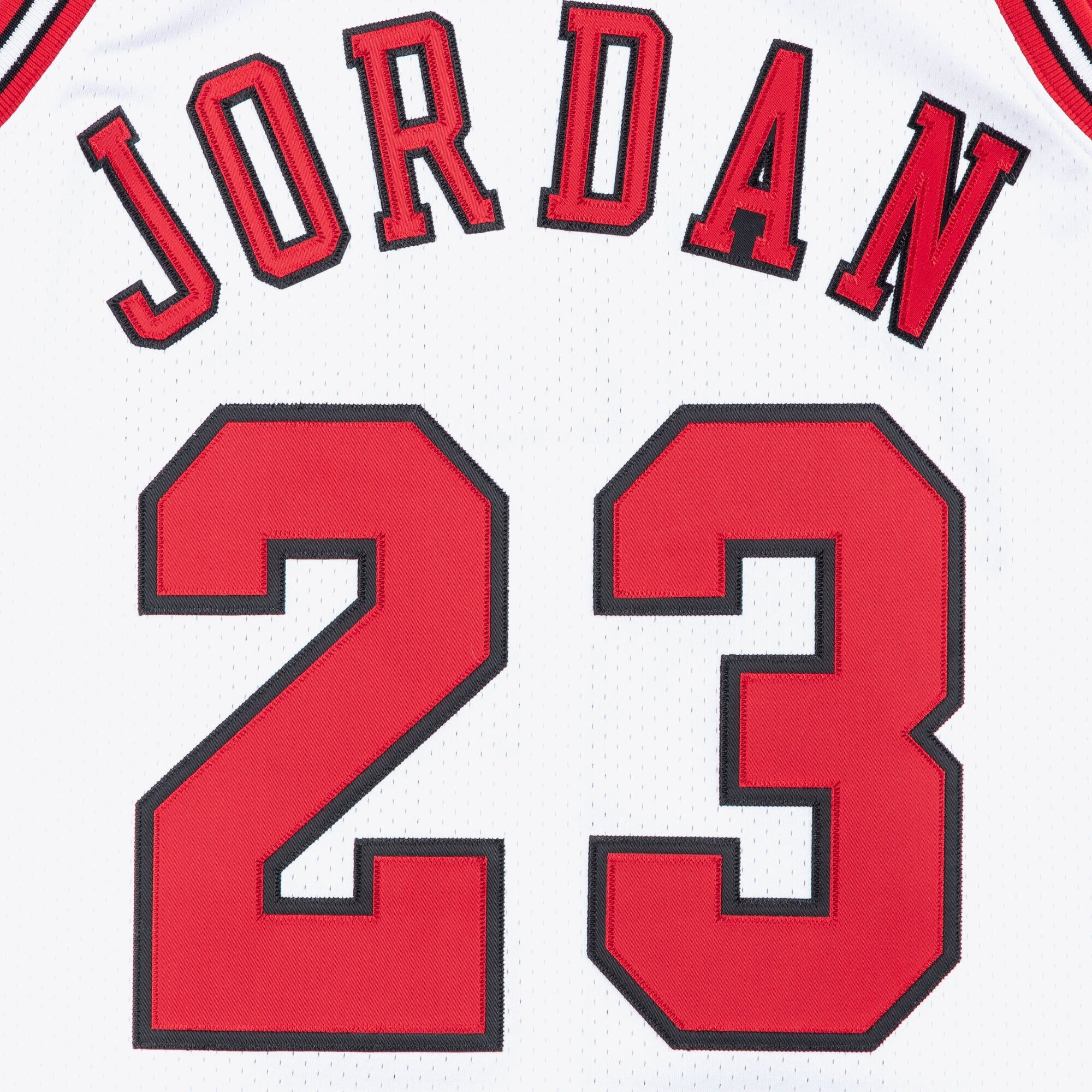 Chicago Bulls Mitchell & Ness Authentic Jersey Michael Jordan 1995-96