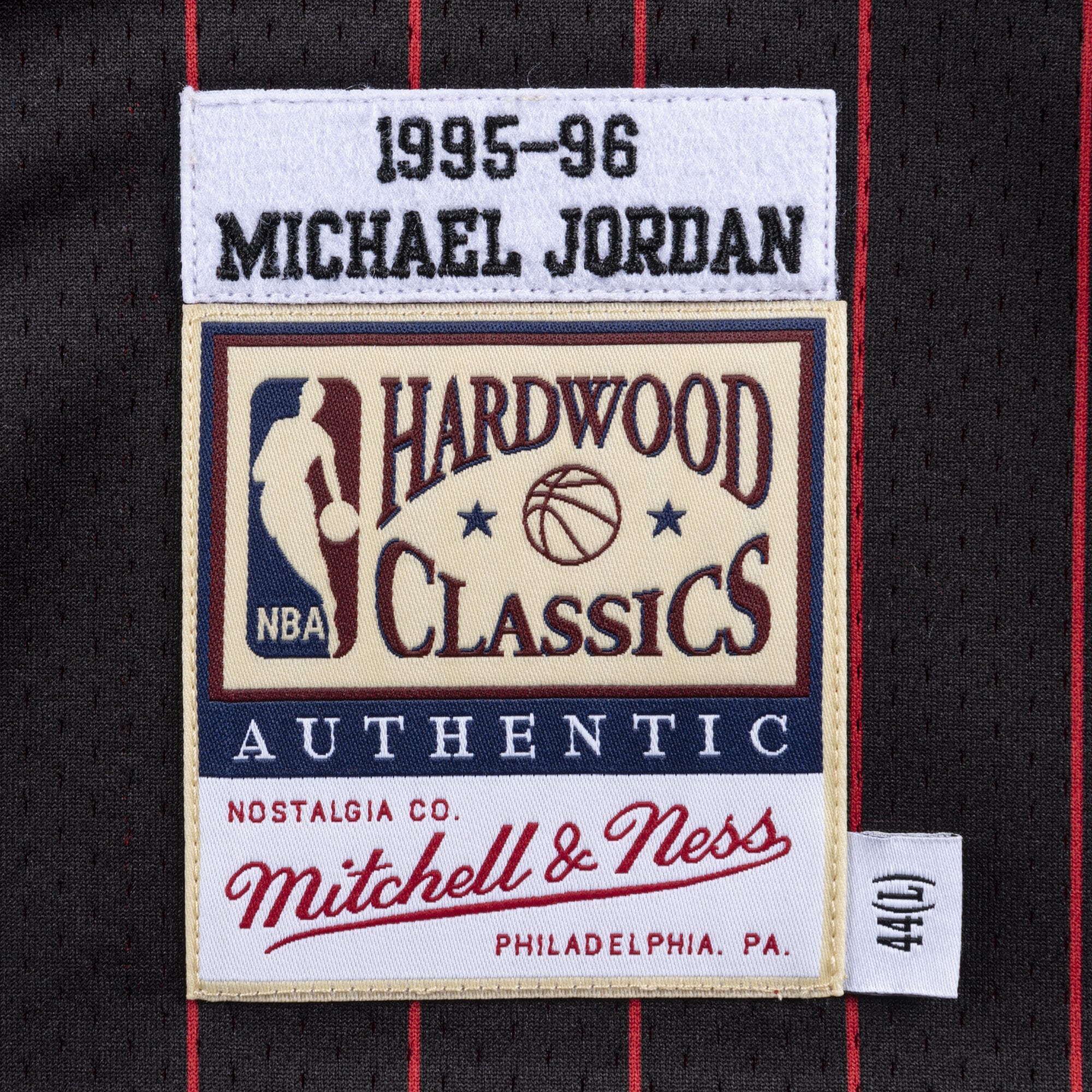Chicago Bulls Mitchell & Ness Authentic Jersey Michael Jordan 1995-96