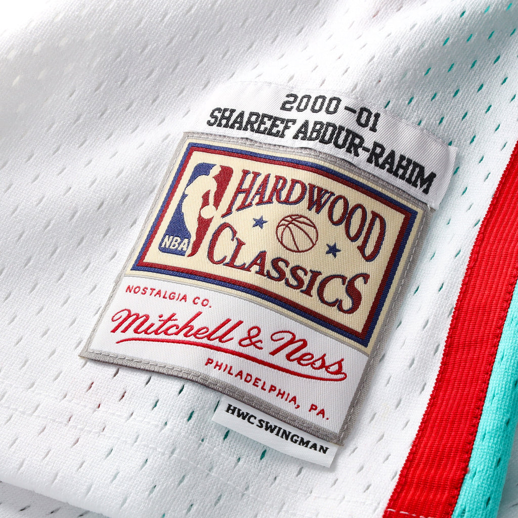 Vancouver Grizzlies Mitchell & Ness Shareef Abdur-Rahim 2000 Swingman Authentic Jersey - White