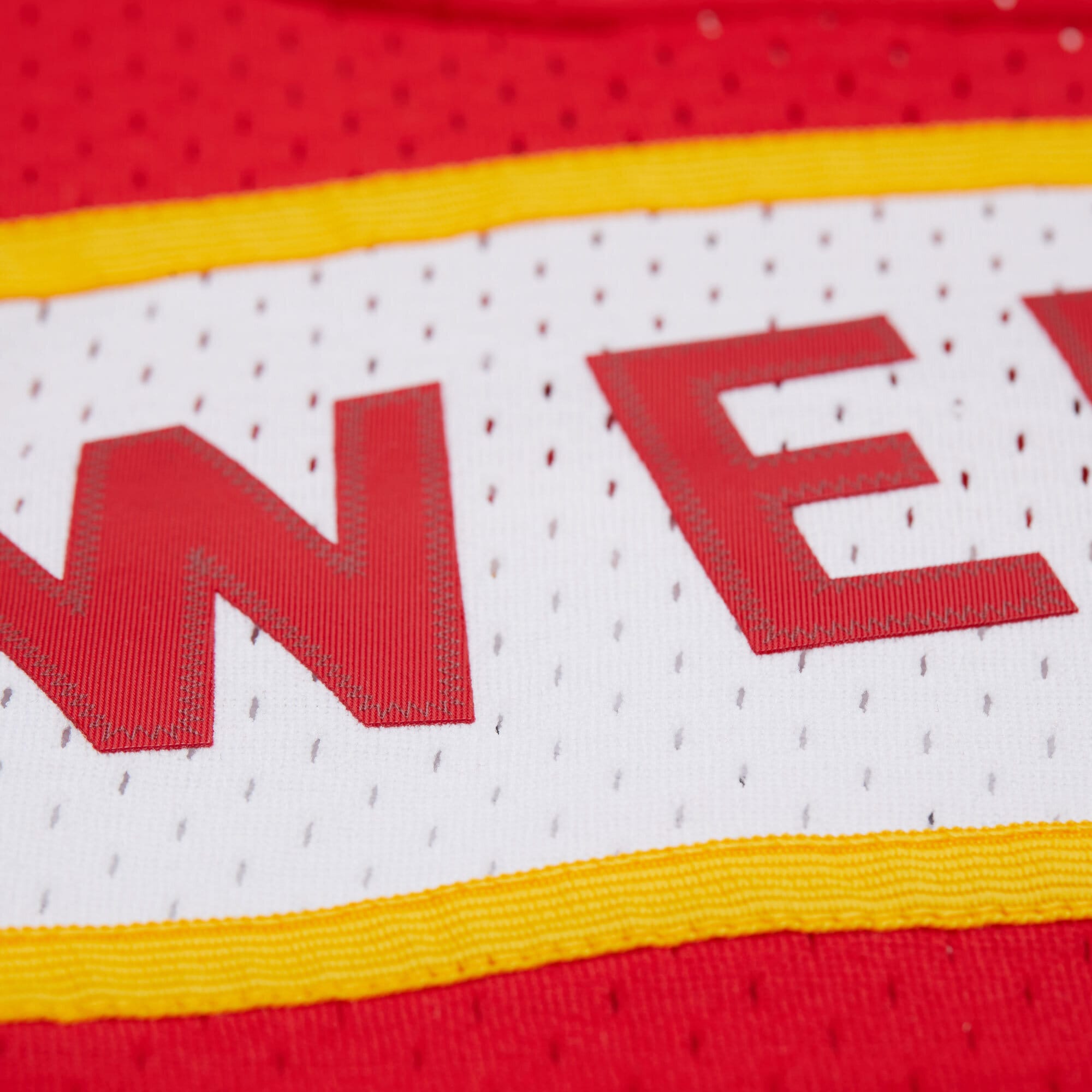 Atlanta Hawks Mitchell & Ness Swingman Jersey Road Spud Webb 1986-87