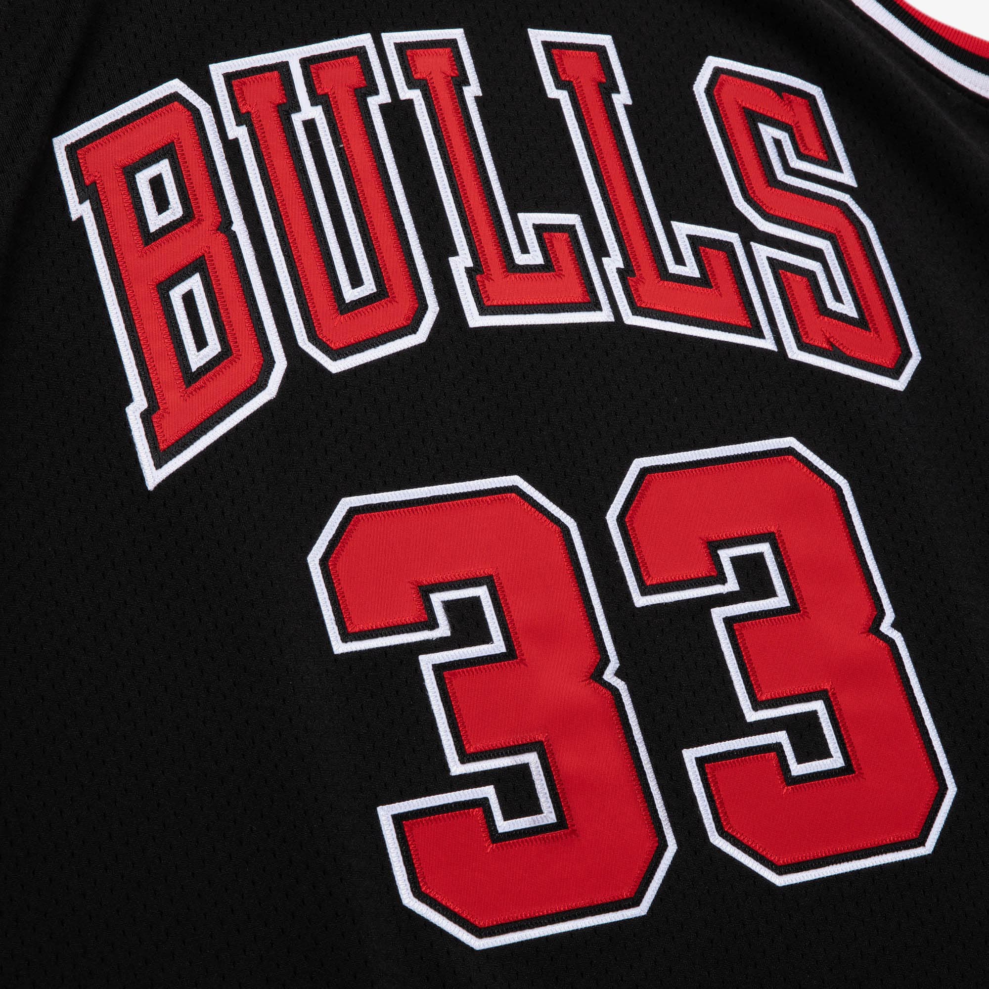 Chicago Bulls Mitchell & Ness Authentic Jersey Alternate Scottie Pippen 1997