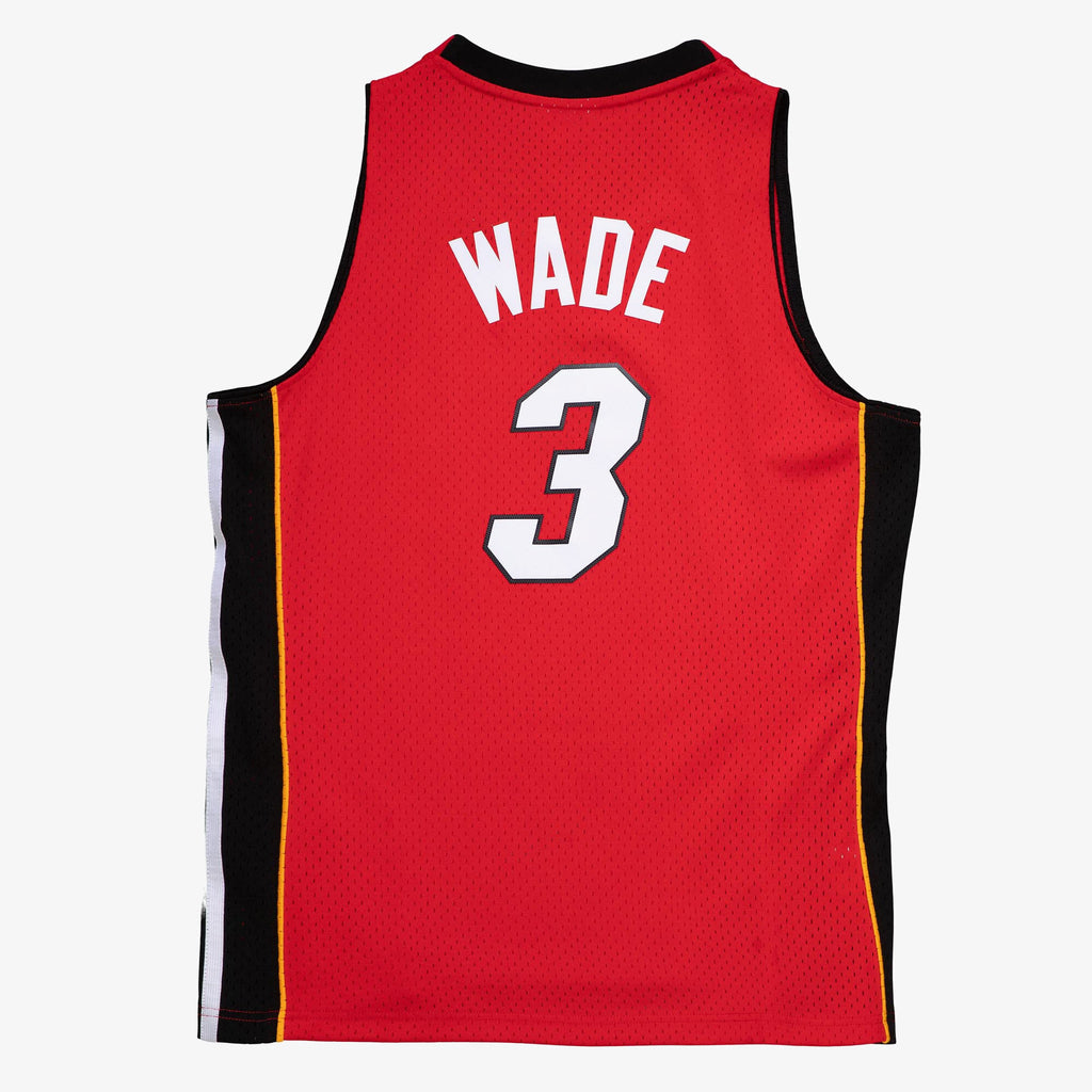Miami Heat Mitchell & Ness Swingman Jersey Alternate Dwayne Wade 2005-06