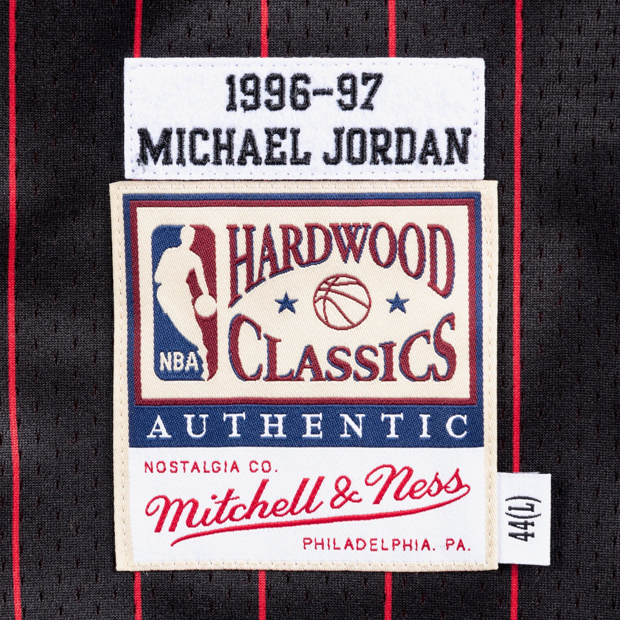 Chicago Bulls Mitchell & Ness Authentic Jersey Alternate Michael Jordan 1996-97