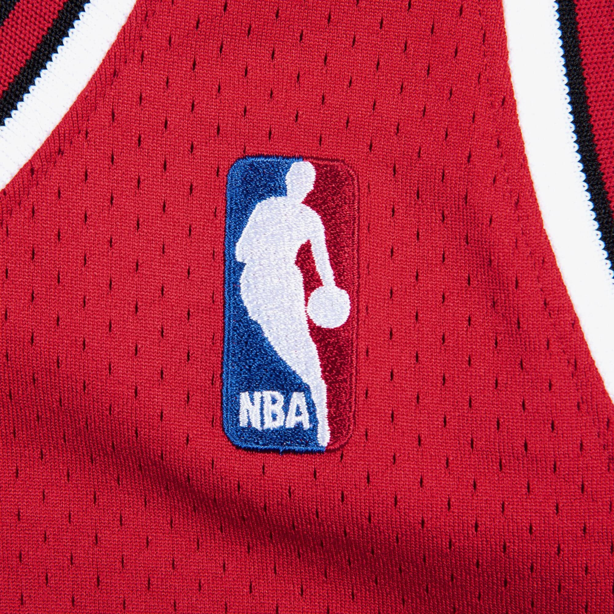 Chicago Bulls Mitchell & Ness Authentic Jersey Road Finals Michael Jordan 1997-98