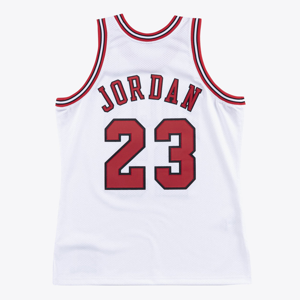 Chicago Bulls Mitchell & Ness Authentic Jersey Michael Jordan 1995-96