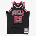Chicago Bulls Mitchell & Ness Authentic Jersey Alternate Michael Jordan 1997-98
