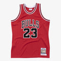 Chicago Bulls Mitchell & Ness Authentic Jersey Michael Jordan 1985-86