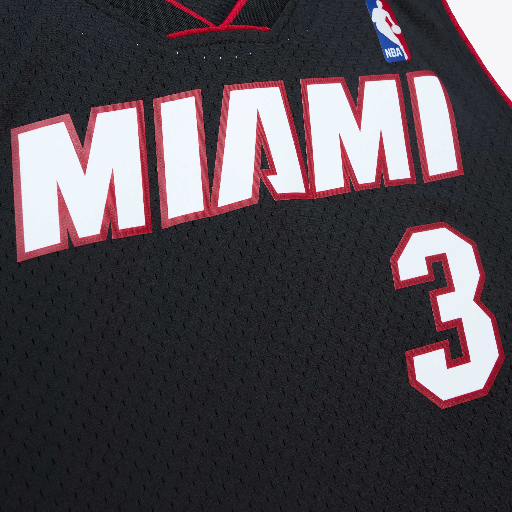 Miami Heat NBA Dwyane Wade 2012 Road Hardwood Classics Swingman Jersey By Mitchell & Ness