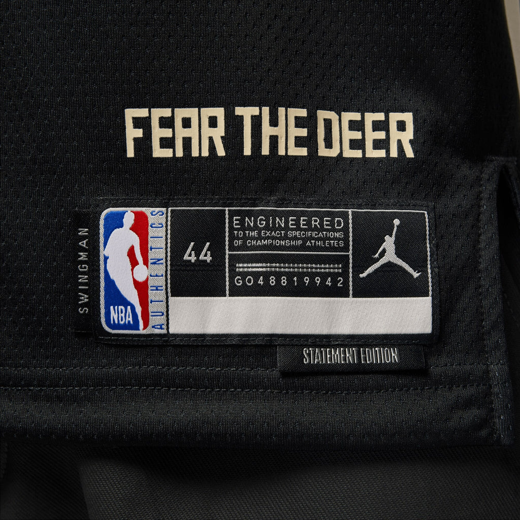 Milwaukee Bucks NBA Statement Swingman Jersey - Giannis Antetokounmpo