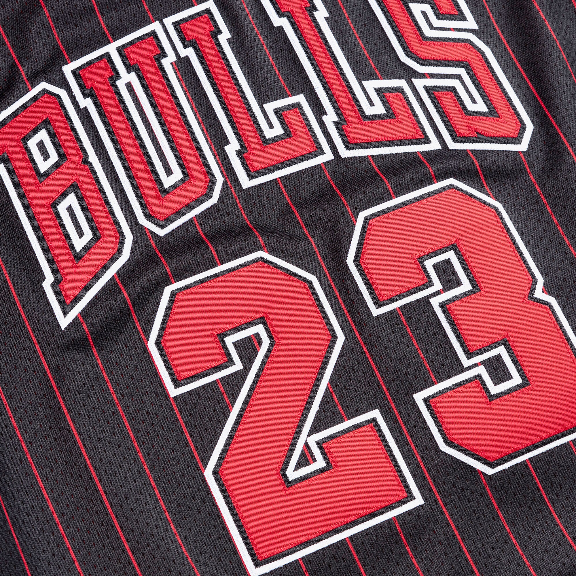 Chicago Bulls Mitchell & Ness Authentic Jersey Alternate Michael Jordan 1996-97